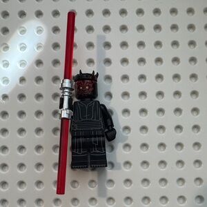 Black and Red Sith Warrior Minifigure Toy